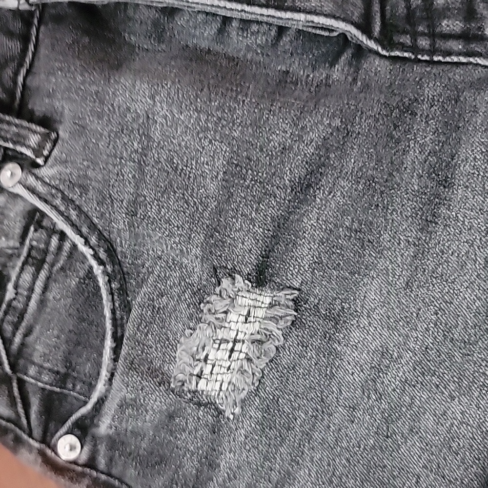 Free People We The Free Black Grey Denim Shorts 26 Curvy *Free With Purchase* - Picture 7 of 7